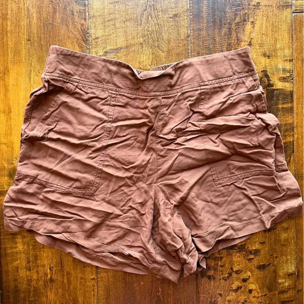 3 pairs Wildfox Flowy Shorts - Picture 4 of 9